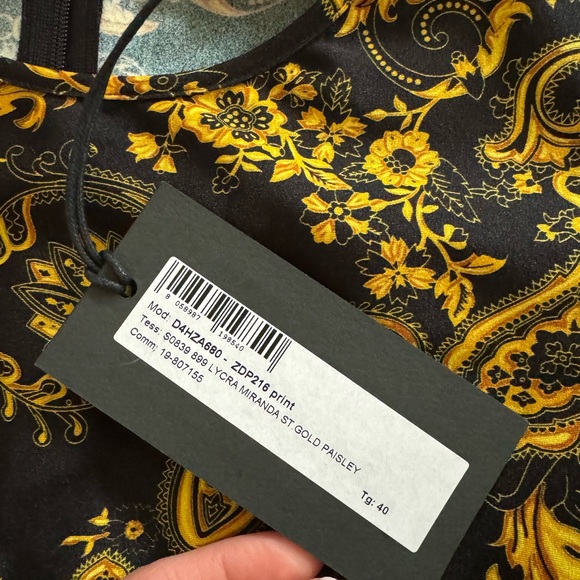 Versace Jeans Couture Set - Picture 7 of 8